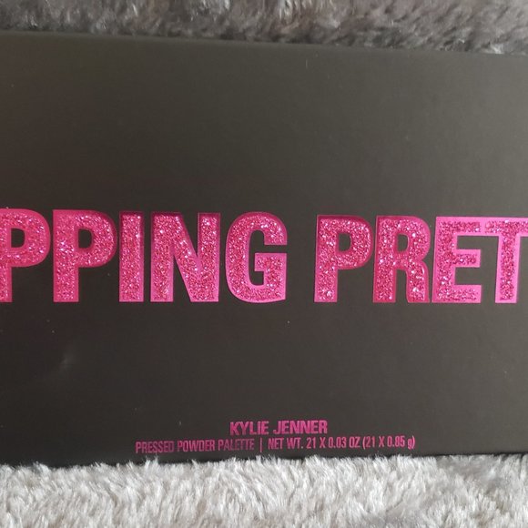 KYLIE COSMETICS SIPPING PRETTY PALETTE $55 - Picture 5 of 7